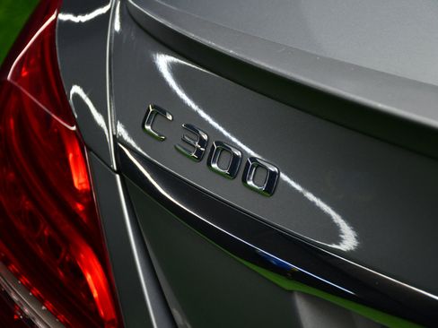 Used 2015 Mercedes-Benz C 300 Sedan w/ Premium 1 Package image 12