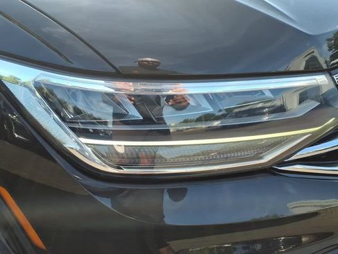 Used 2023 Volkswagen Tiguan S w/ Driver Assistance Package FWD image 11