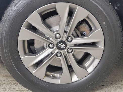 Used 2016 Hyundai Santa Fe Sport AWD/4WD image 10