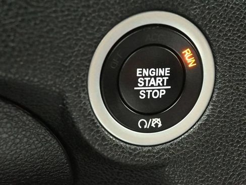 Used 2023 Dodge Charger SXT RWD image 27