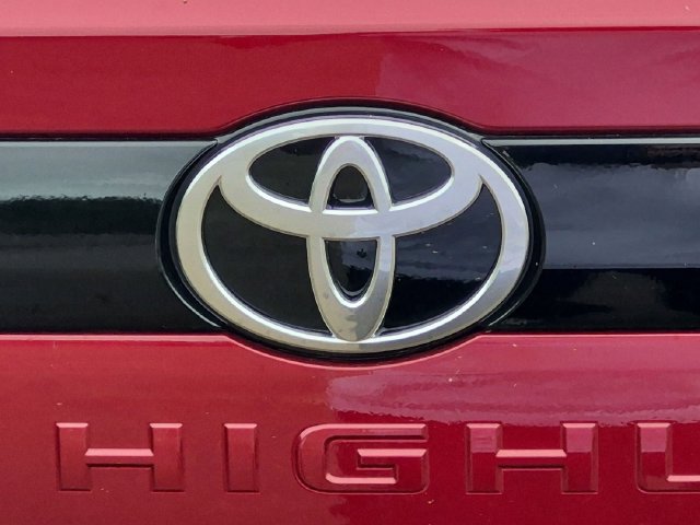 Certified 2026 Toyota Grand Highlander AWD Hybrid image 31