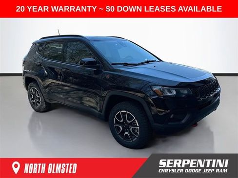 New 2026 Jeep Compass Trailhawk w/ Sun, Sound & Navigation Group AWD/4WD image 1