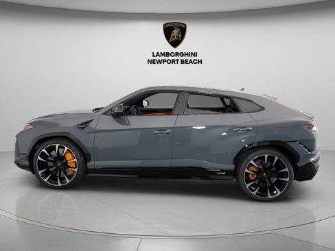 Used 2024 Lamborghini Urus S AWD/4WD image 4