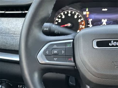 Used 2022 Jeep Compass Latitude w/ Convenience Group image 8