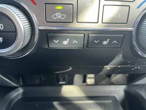 Used 2014 Toyota Tundra Limited image 16