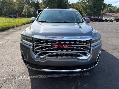 Used 2020 GMC Acadia Denali w/ Technology Package AWD/4WD image 2