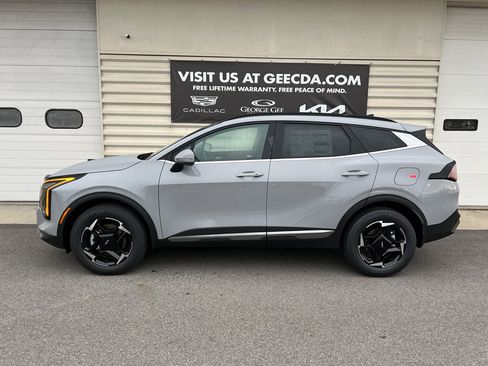 New 2026 Kia Sportage AWD Hybrid image 6