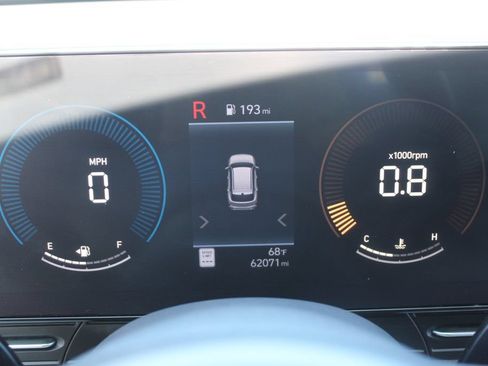 Used 2024 Hyundai Kona SEL FWD image 28