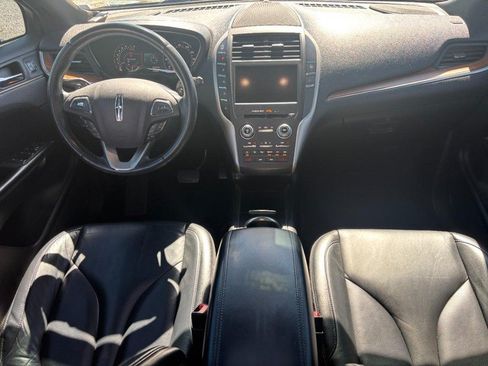 Used 2018 Lincoln MKC Select w/ Select Plus Package AWD/4WD image 15