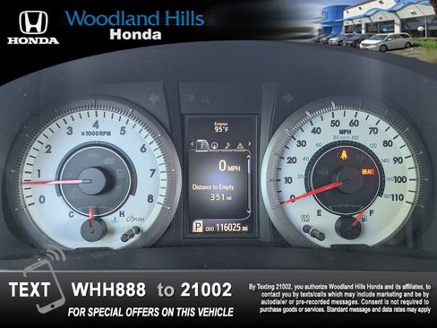 Used 2017 Toyota Sienna SE Premium FWD image 13