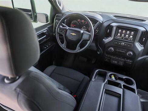 Used 2024 Chevrolet Silverado 2500 Custom w/ Custom Value Package image 21