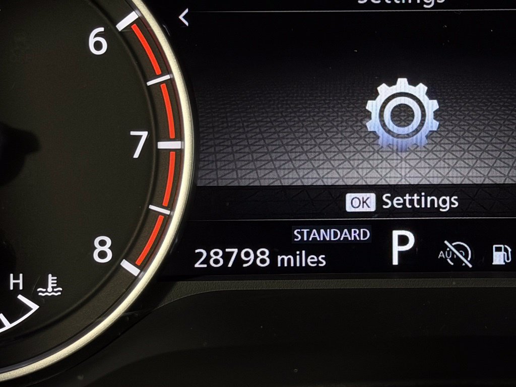 Used 2025 Nissan Rogue SV FWD image 16
