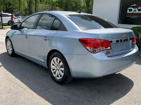 Used 2011 Chevrolet Cruze LS w/ Connectivity Package image 6