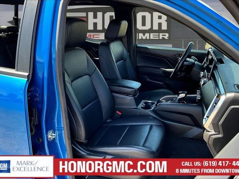 Used 2023 GMC Canyon Elevation w/ Elevation Premium Package AWD/4WD image 30