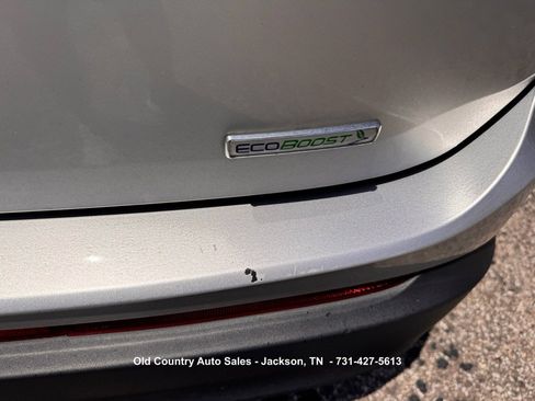 Used 2015 Ford Edge SE FWD image 10