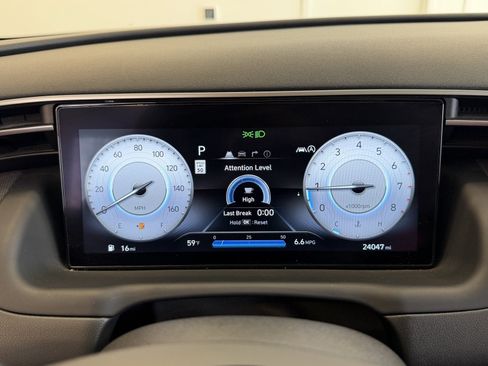 Used 2023 Hyundai Tucson Limited w/ Cargo Package image 20