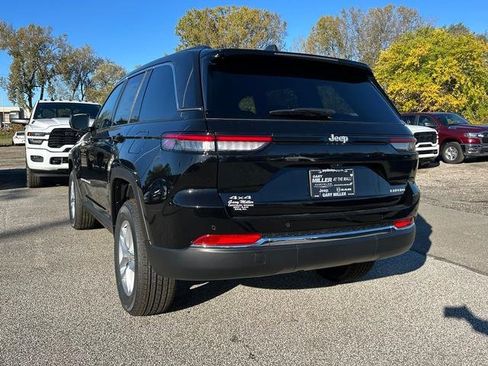 New 2025 Jeep Grand Cherokee 4WD image 5