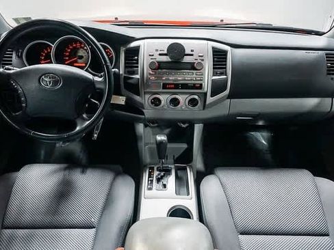 Used 2008 Toyota Tacoma PreRunner image 13