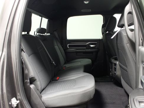 New 2026 RAM 2500 Big Horn AWD/4WD image 16