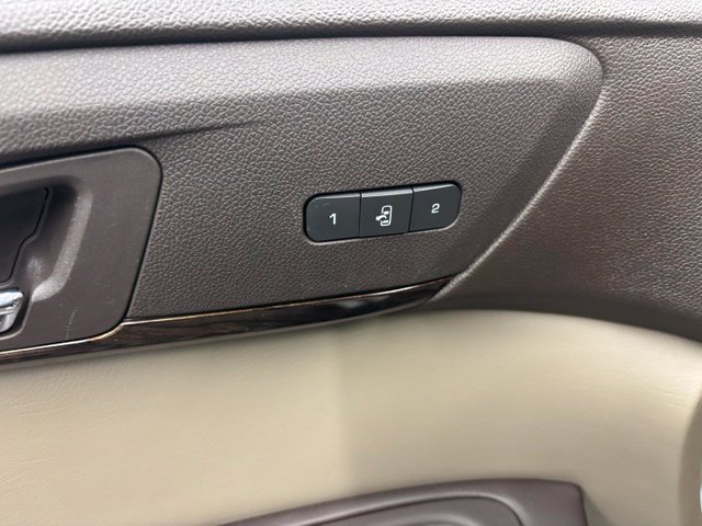 Used 2016 GMC Acadia Denali FWD image 20