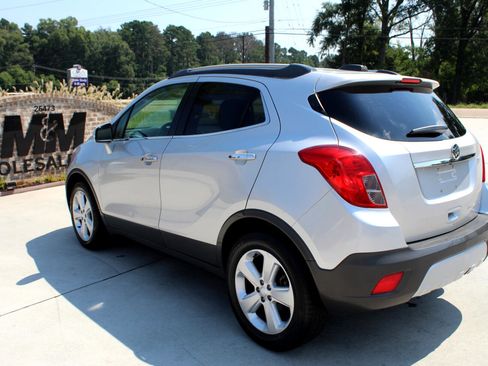 Used 2015 Buick Encore FWD image 24