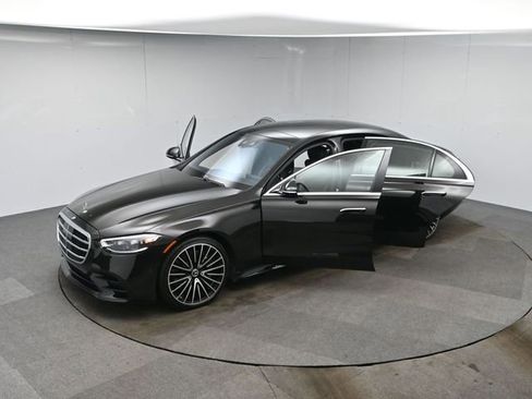 Used 2021 Mercedes-Benz S 580 4MATIC Sedan w/ AMG Line image 78