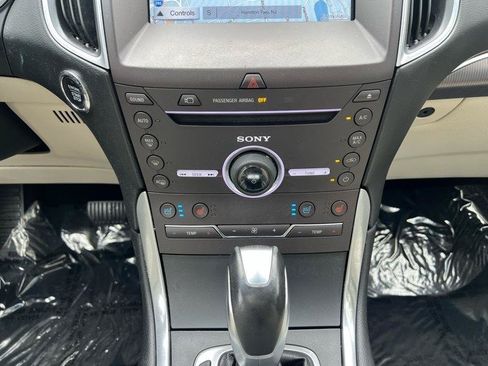 Used 2016 Ford Edge Titanium w/ Equipment Group 302A AWD/4WD image 16