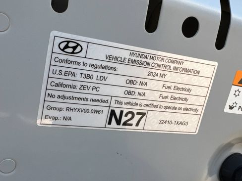 Used 2024 Hyundai Ioniq 5 SE RWD image 10