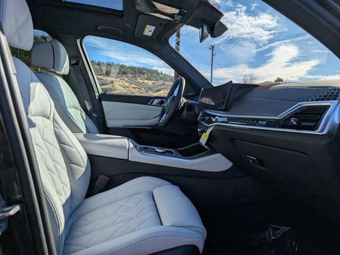 New 2026 BMW X5 xDrive40i w/ Climate Comfort Package image 21