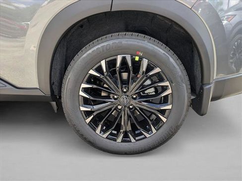 New 2026 Nissan Rogue SV FWD image 9