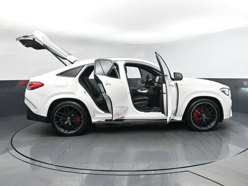 Used 2021 Mercedes-Benz GLE 63 AMG S image 29