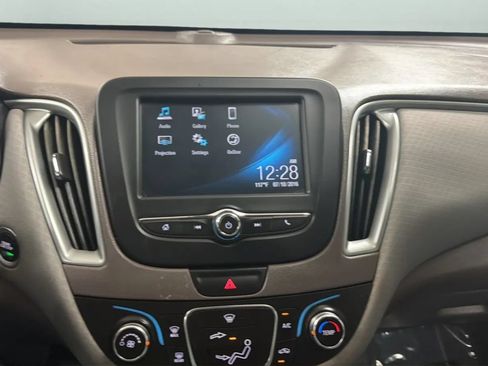 Used 2017 Chevrolet Malibu LS FWD image 13