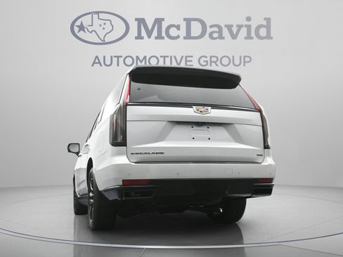 Used 2023 Cadillac Escalade Sport Platinum AWD/4WD image 40