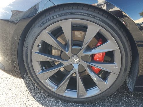 Used 2020 Tesla Model S Performance image 9