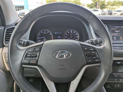 Used 2018 Hyundai Tucson Value w/ Cargo Package FWD image 20