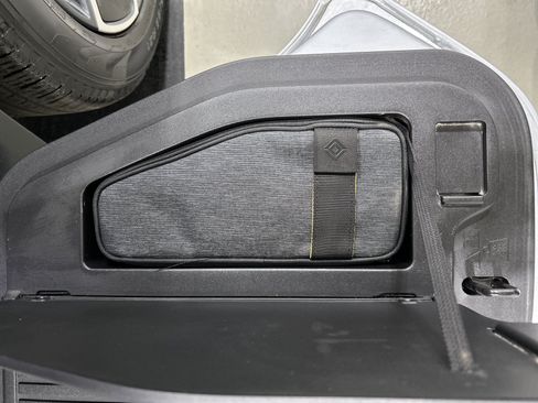 Used 2023 Rivian R1T Adventure AWD/4WD image 34