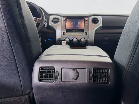 Used 2020 Toyota Tundra SR5 w/ SR5 Leather Package AWD/4WD image 28
