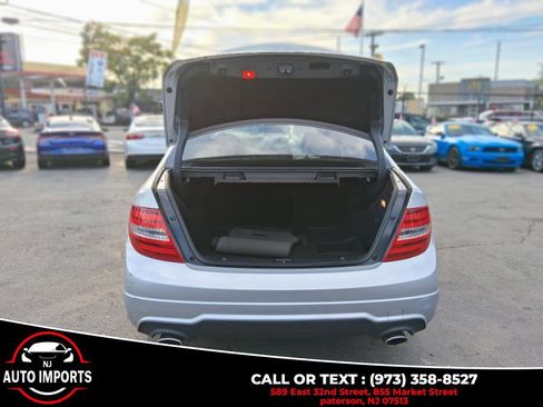 Used 2013 Mercedes-Benz C 300 Sport image 38