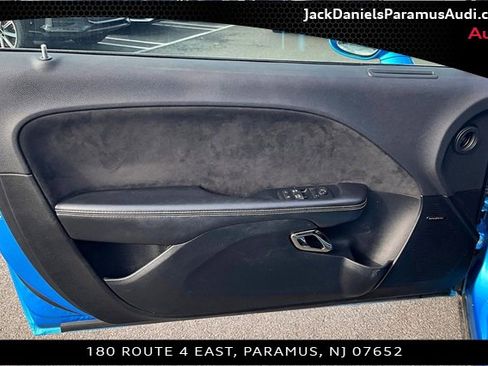 Used 2016 Dodge Challenger SRT Hellcat image 16