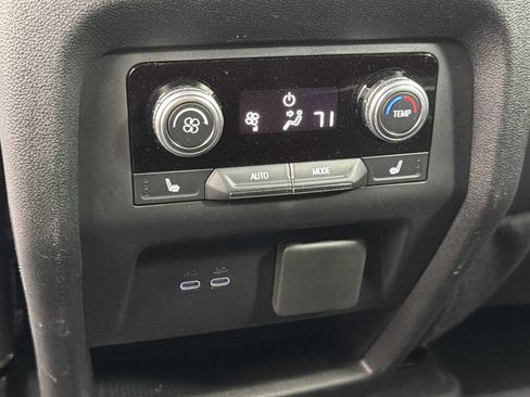Used 2024 GMC Acadia Denali FWD image 23