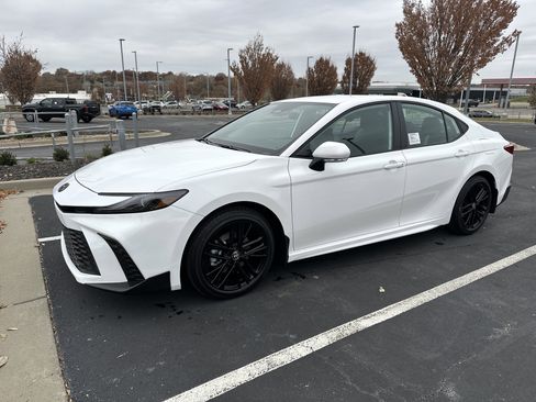 New 2025 Toyota Corolla Premium Plus image 12