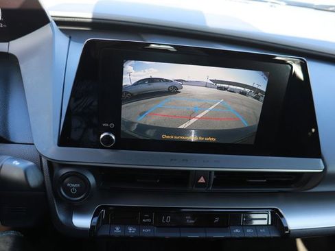 Used 2025 Toyota Prius LE image 24