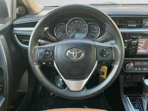 Used 2015 Toyota Corolla L image 12