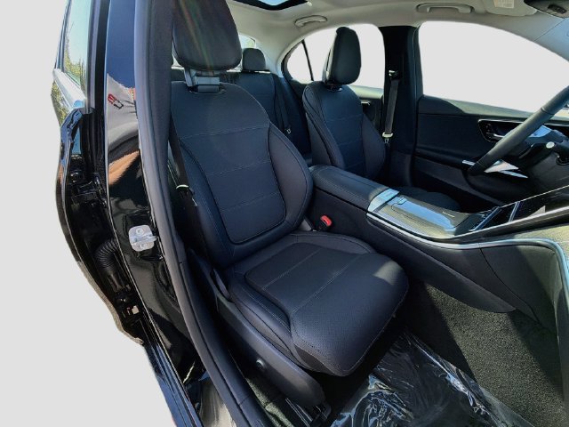 Used 2026 Mercedes-Benz C 300 Sedan image 16