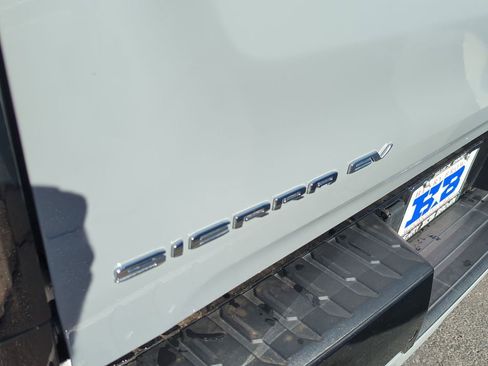 New 2024 GMC Sierra EV Denali image 31