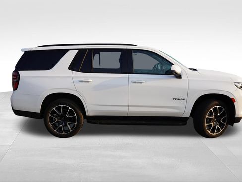 Used 2024 Chevrolet Tahoe RST w/ Luxury Package AWD/4WD image 2