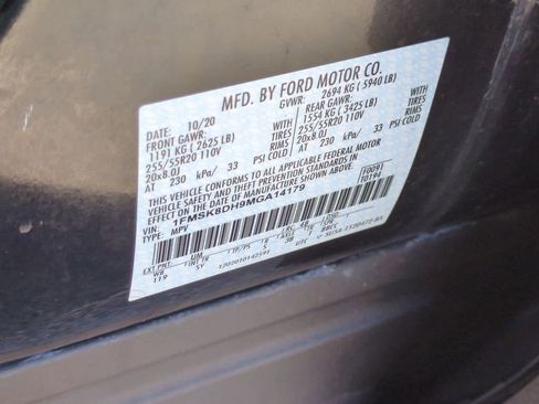 Used 2021 Ford Explorer XLT w/ Equipment Group 202A image 39