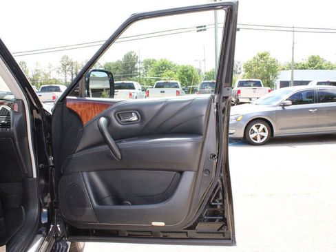 Used 2017 INFINITI QX80 2WD w/ Deluxe Technology Package image 33