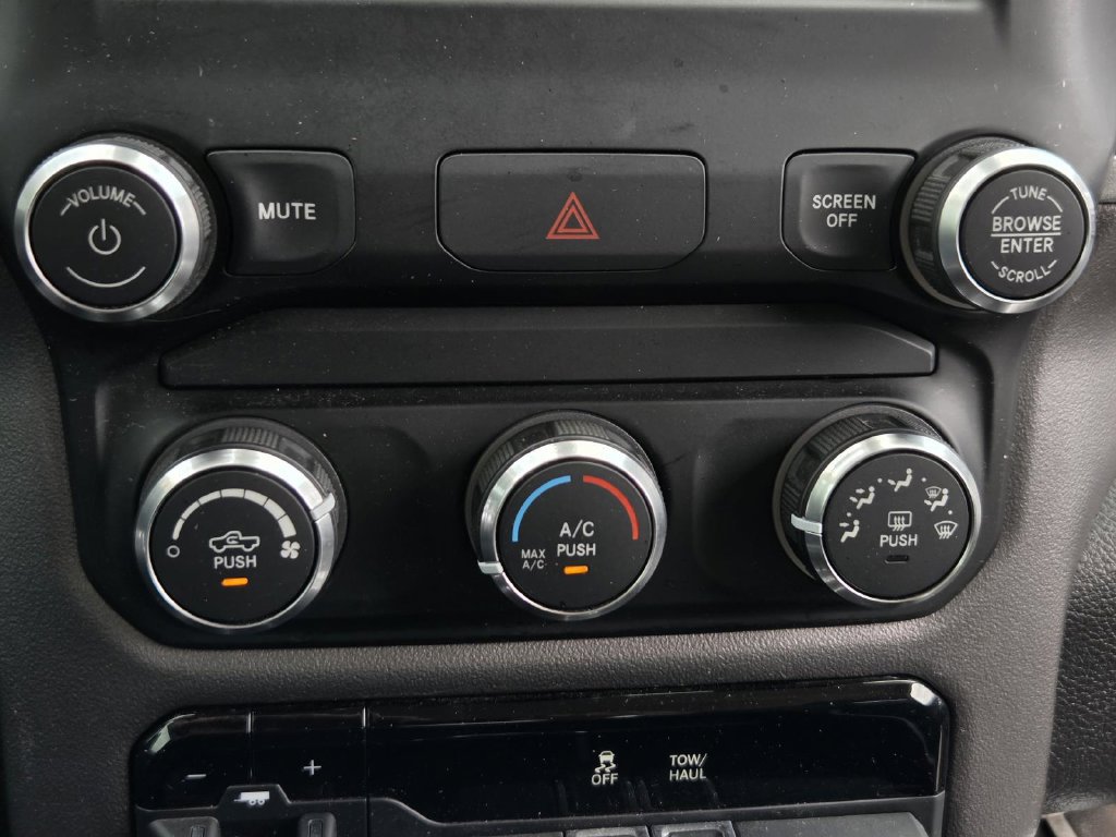 Used 2019 RAM 1500 Big Horn RWD image 26