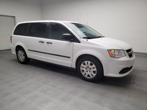 Used 2015 Dodge Grand Caravan American Value Package w/ UConnect Hands-Free Group image 11